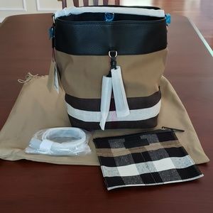 NWT Burberry Brit Grainy Canvas Check Medium Hobo